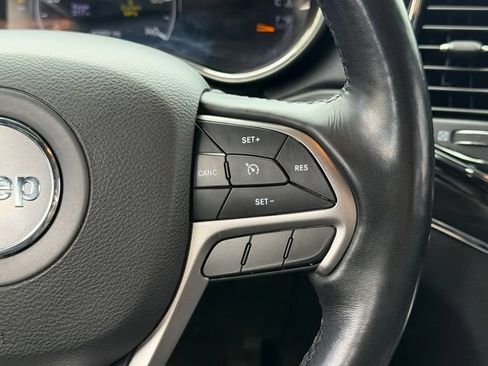 Used 2022 Jeep Grand Cherokee Limited AWD/4WD image 36