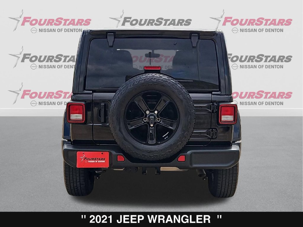 Used 2021 Jeep Wrangler Unlimited Sahara AWD/4WD image 5