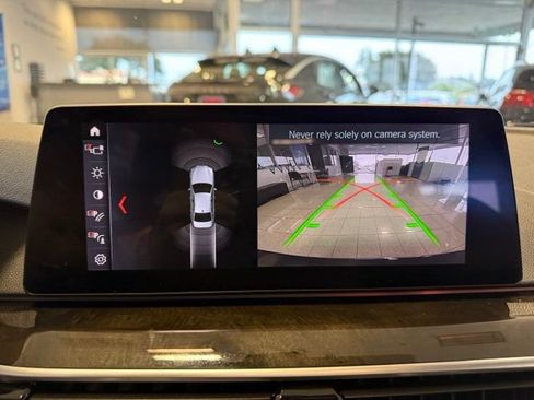 Used 2019 BMW 530i w/ Convenience Package RWD image 14