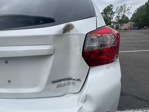Used 2013 Subaru Impreza 2.0i Limited w/ Popular Pkg 1 AWD/4WD image 8