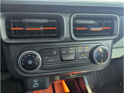Used 2022 Ford Maverick XLT w/ Equipment Group 300A Standard AWD/4WD image 17