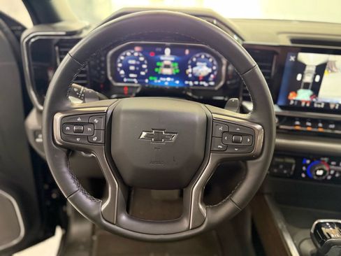 Used 2026 Chevrolet Silverado 1500 High Country w/ Midnight Edition AWD/4WD image 24