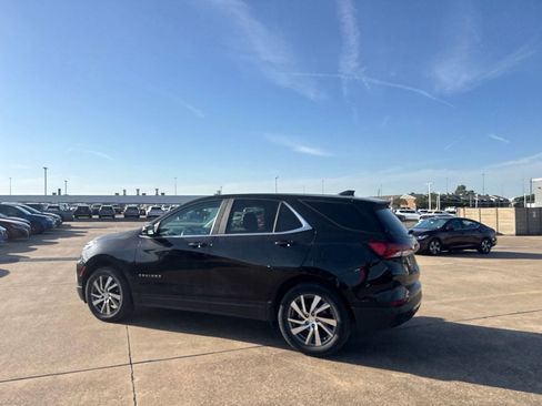Used 2023 Chevrolet Equinox LT FWD image 11