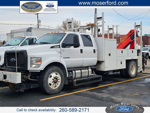 Used 2021 Ford F750 2WD Crew Cab Super Duty image 1