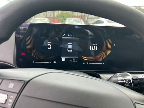 Used 2025 Kia K4 LXS image 35