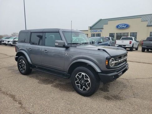 Used 2023 Ford Bronco Outer Banks image 22