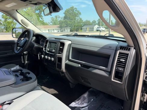 Used 2016 RAM 1500 Express AWD/4WD image 49