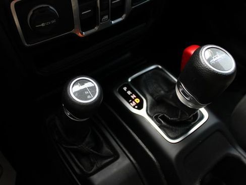 Used 2020 Jeep Gladiator Sport w/ Quick Order Package 24S AWD/4WD image 16
