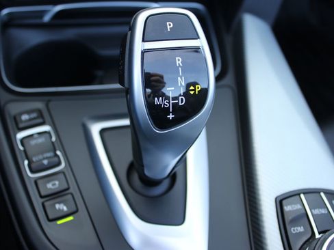 Used 2019 BMW 430i xDrive Convertible w/ Executive Package image 36