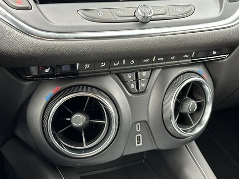 New 2025 Chevrolet Blazer LT w/ Driver Confidence Package image 23