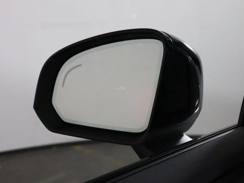 Used 2023 Volvo C40 P8 Recharge Ultimate AWD/4WD image 42