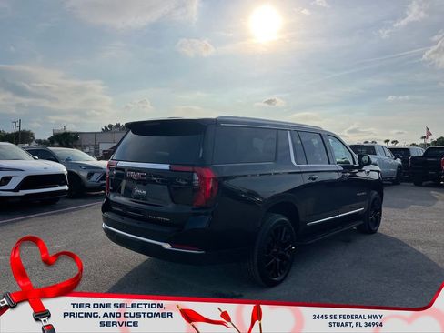 New 2026 GMC Yukon XL Elevation image 7