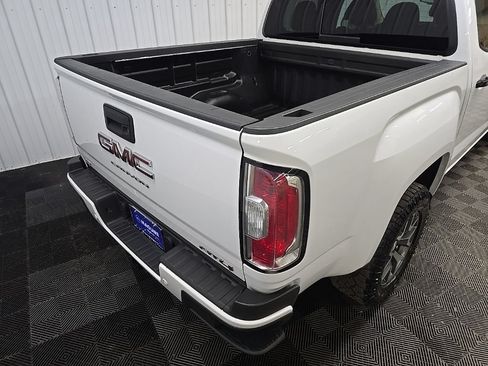 Used 2022 GMC Canyon AT4 AWD/4WD image 11