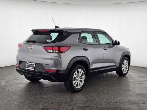Used 2023 Chevrolet TrailBlazer LS FWD image 14