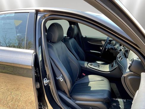 Used 2021 Mercedes-Benz E 350 4MATIC Sedan image 28