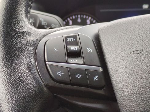 Certified 2020 Ford Explorer XLT w/ Equipment Group 202A image 28