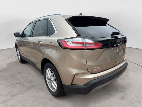 Used 2021 Ford Edge SEL w/ Convenience Package AWD/4WD image 7
