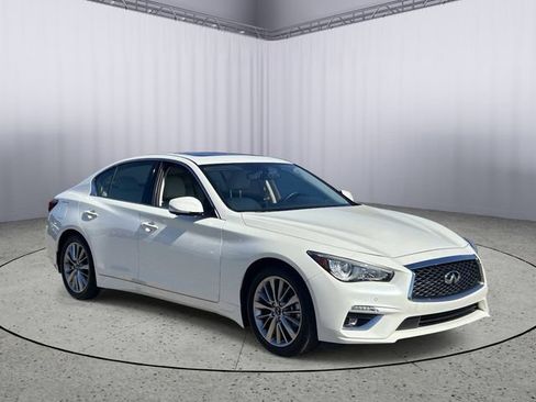 Certified 2024 INFINITI Q50 Luxe RWD image 5
