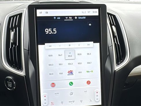 Certified 2024 Ford Edge SEL w/ Convenience Package image 23