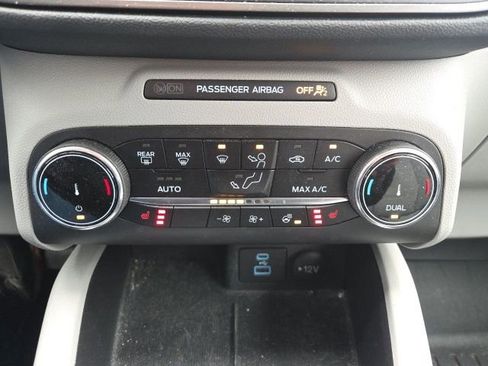 Used 2023 Ford Escape Active w/ Cold Weather Package image 34