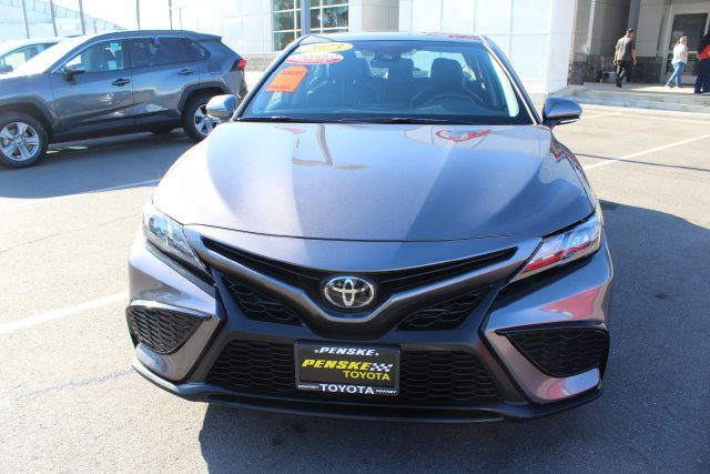 Certified 2023 Toyota Camry SE FWD image 3