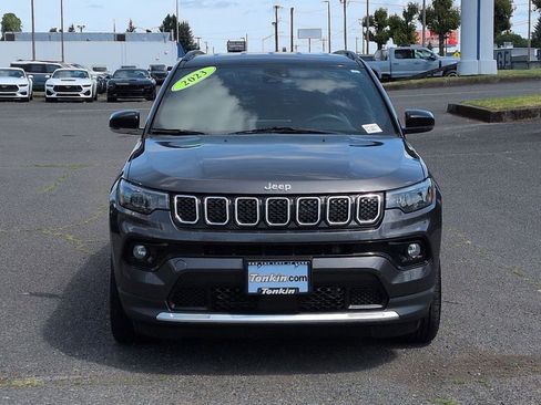 Used 2023 Jeep Compass Limited AWD/4WD image 8