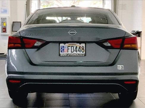 Used 2025 Nissan Altima 2.5 SV image 4