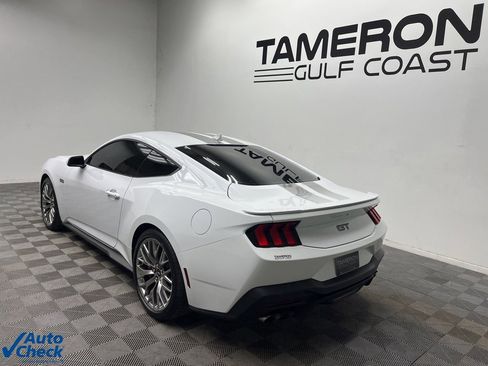Used 2024 Ford Mustang GT Premium image 8