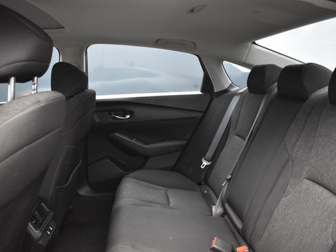 Used 2025 Honda Accord SE image 8