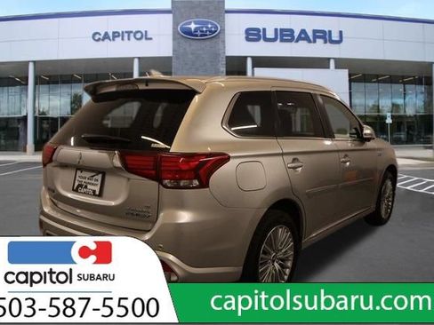 Used 2019 Mitsubishi Outlander SEL AWD/4WD image 4
