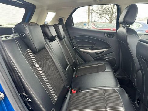 Used 2020 Ford EcoSport SES w/ SES Black Appearance Package image 24