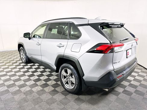 Certified 2025 Toyota RAV4 LE AWD/4WD image 5