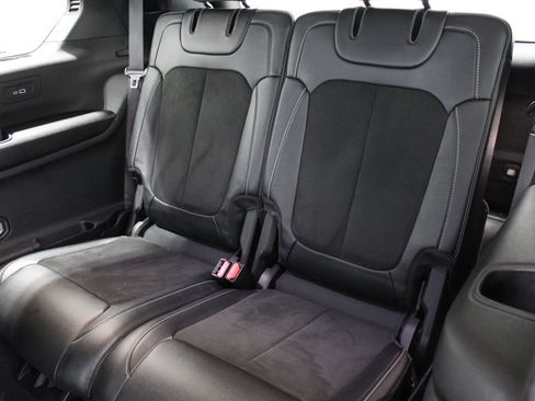 Used 2023 Jeep Grand Cherokee L Laredo AWD/4WD image 19
