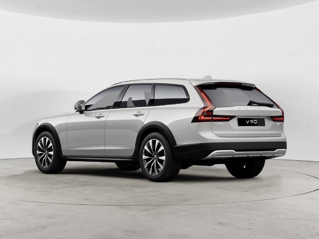 Used 2022 Volvo V90 B6 Cross Country w/ Advanced Package AWD/4WD image 4