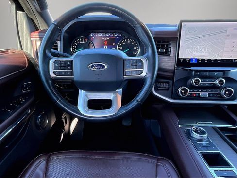 Certified 2024 Ford Expedition Limited image 8