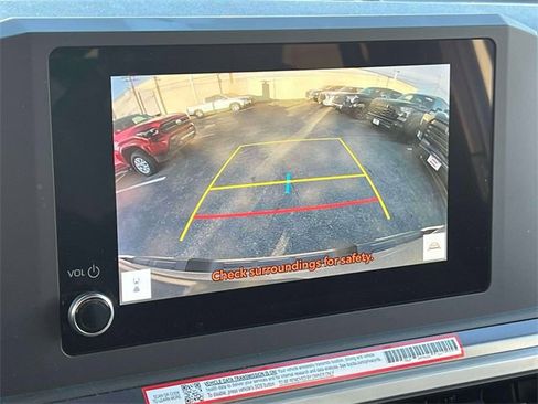 Certified 2025 Toyota Tacoma SR5 image 36