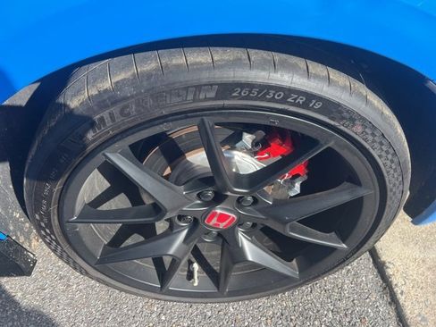 Used 2024 Honda Civic Type R image 8