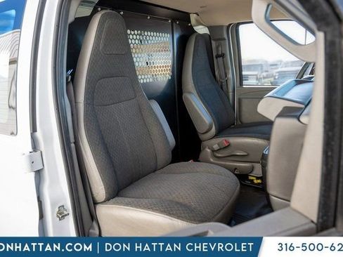 Used 2024 GMC Savana 2500 Work Van w/ Driver Convenience Package image 21