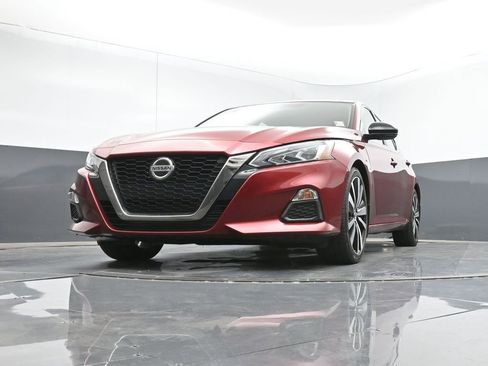 Used 2020 Nissan Altima 2.0 SR image 37