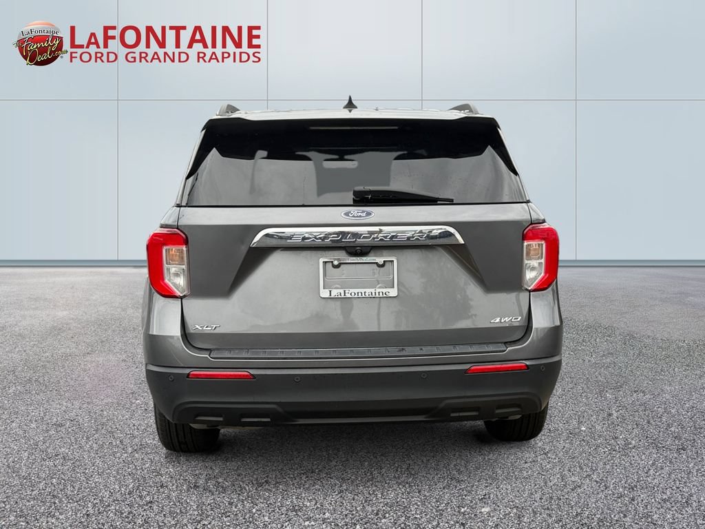 Used 2021 Ford Explorer XLT w/ Equipment Group 202A AWD/4WD image 6
