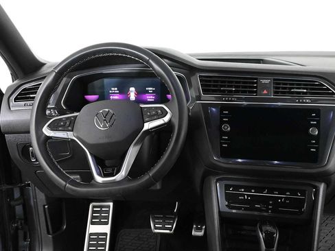 Certified 2023 Volkswagen Tiguan SE R-Line FWD image 3