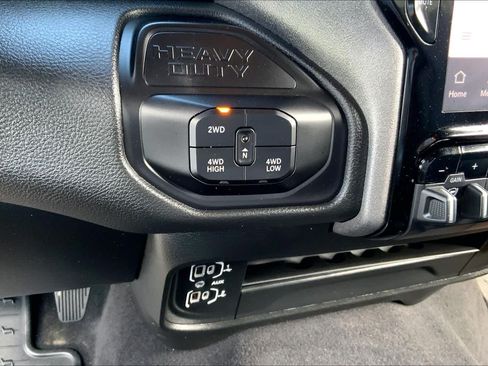 Used 2026 RAM 2500 Tradesman AWD/4WD image 46