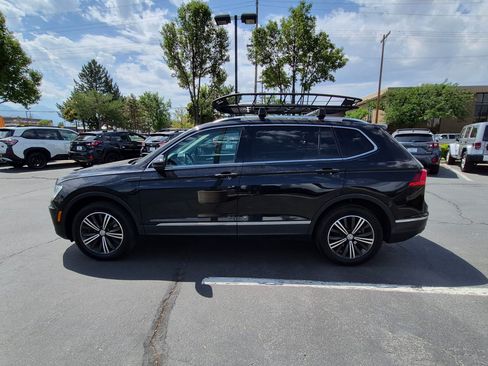 Used 2018 Volkswagen Tiguan SEL AWD/4WD image 7