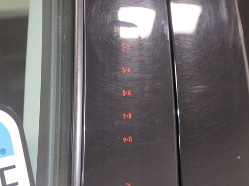 Used 2024 Lincoln Nautilus Reserve image 19