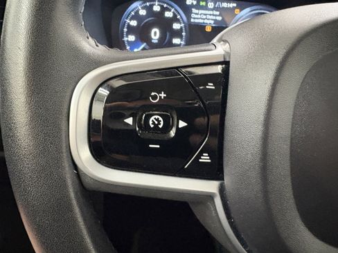 Used 2021 Volvo S60 T8 Inscription image 25