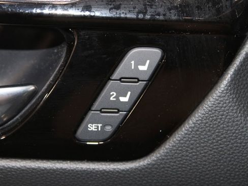 Used 2025 Honda CR-V EX-L image 29