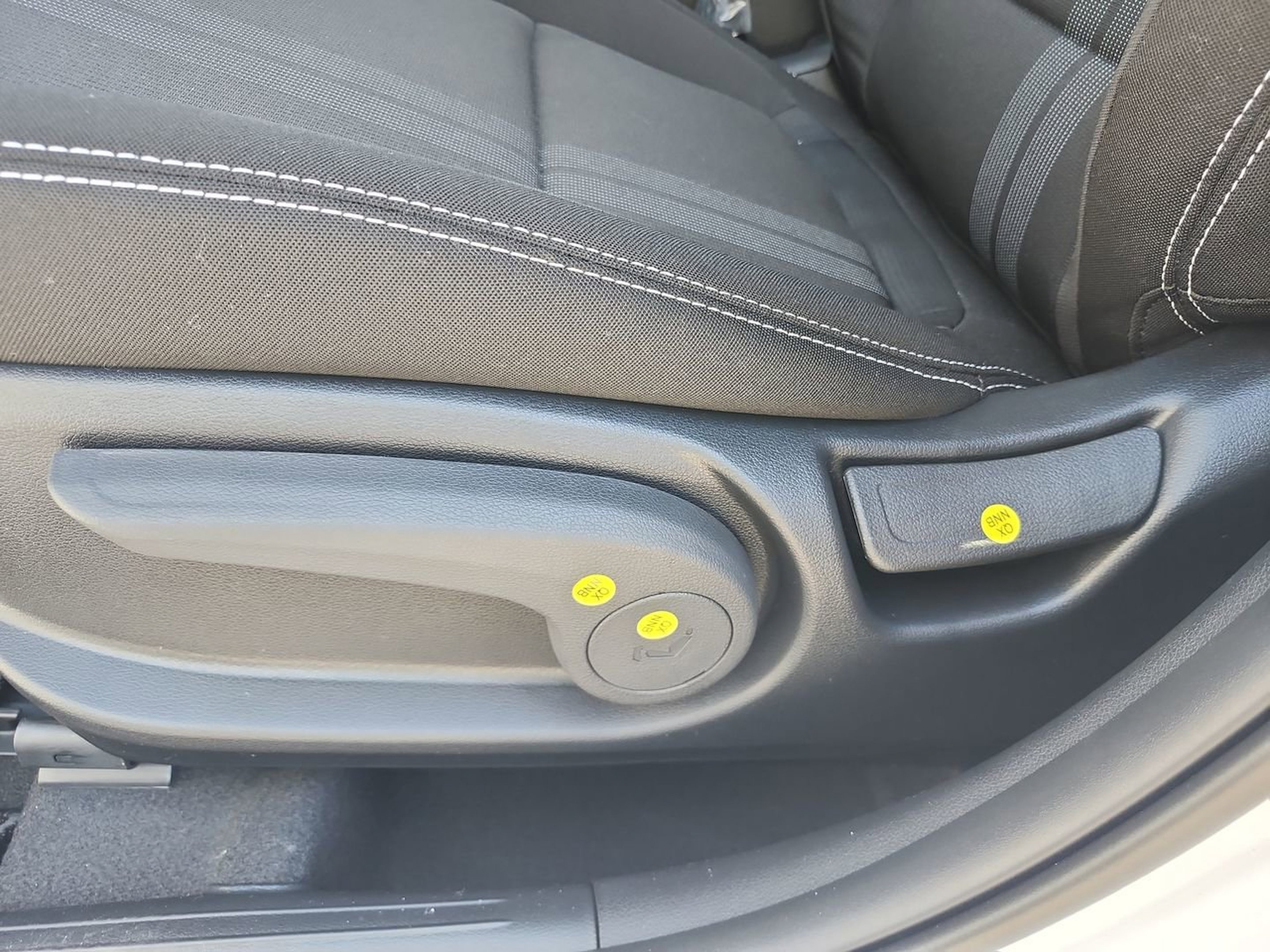 Certified 2026 Hyundai Venue SEL FWD image 14