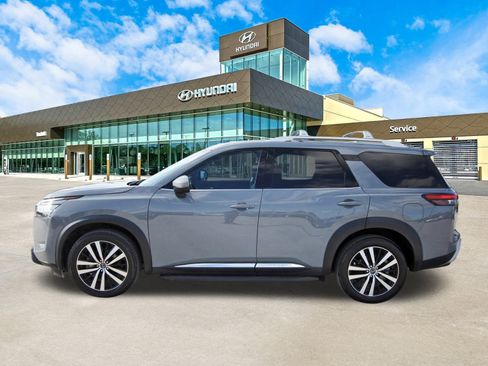 Used 2023 Nissan Pathfinder Platinum w/ Lighting Package (N93) image 9