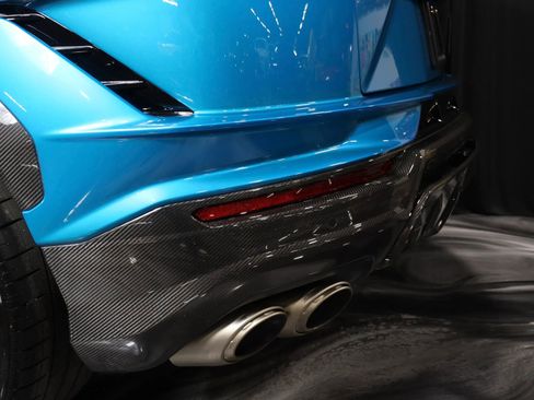 Used 2023 Lamborghini Urus Performante AWD/4WD image 16