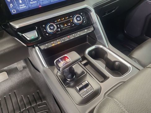 Used 2023 GMC Sierra 1500 Denali image 17